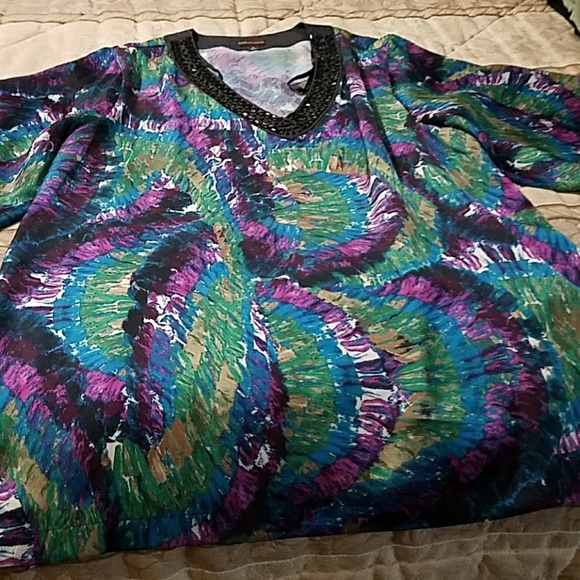 Dana Buchman Tops - V-neck with bell sleeves